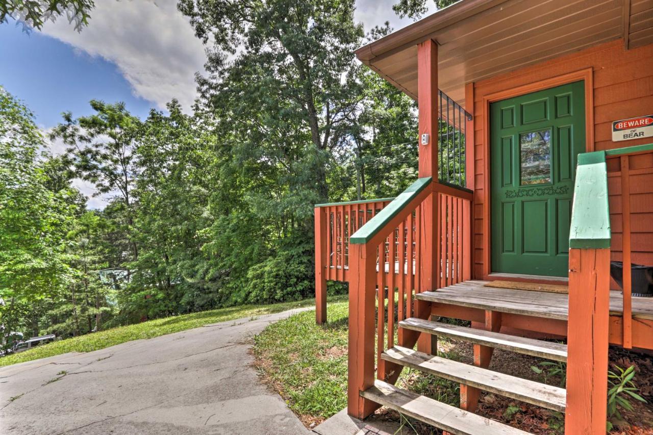 Gatlinburg Chalet Hot Tub, Sauna And Mountain View Εξωτερικό φωτογραφία