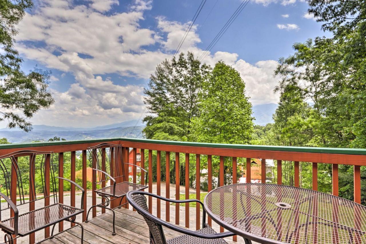 Gatlinburg Chalet Hot Tub, Sauna And Mountain View Εξωτερικό φωτογραφία